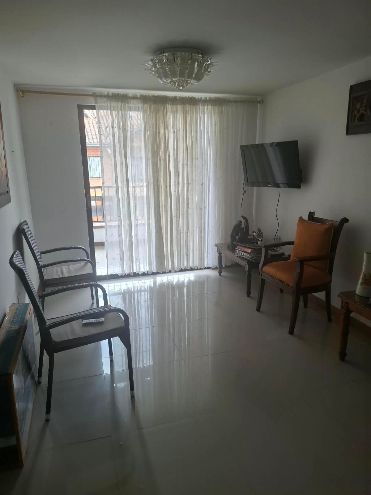 314202-454753-4578363912420941 Casa unifamiliar de tres niveles en Villa Manuela, Rionegro, Antioquia.