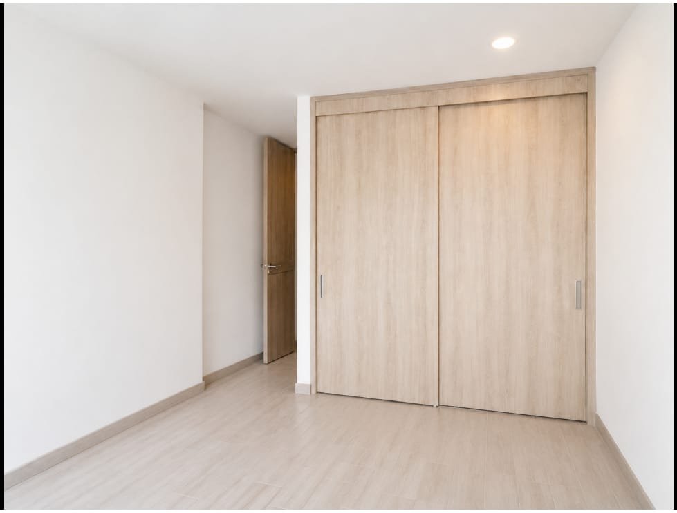Apartamento ubicado en Los Mesa, Cumbres, Envigado, en unidad completa