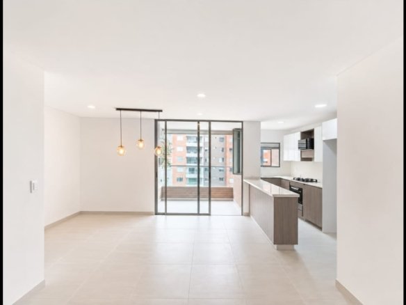 Apartamento ubicado en Los Mesa, Cumbres, Envigado, en unidad completa