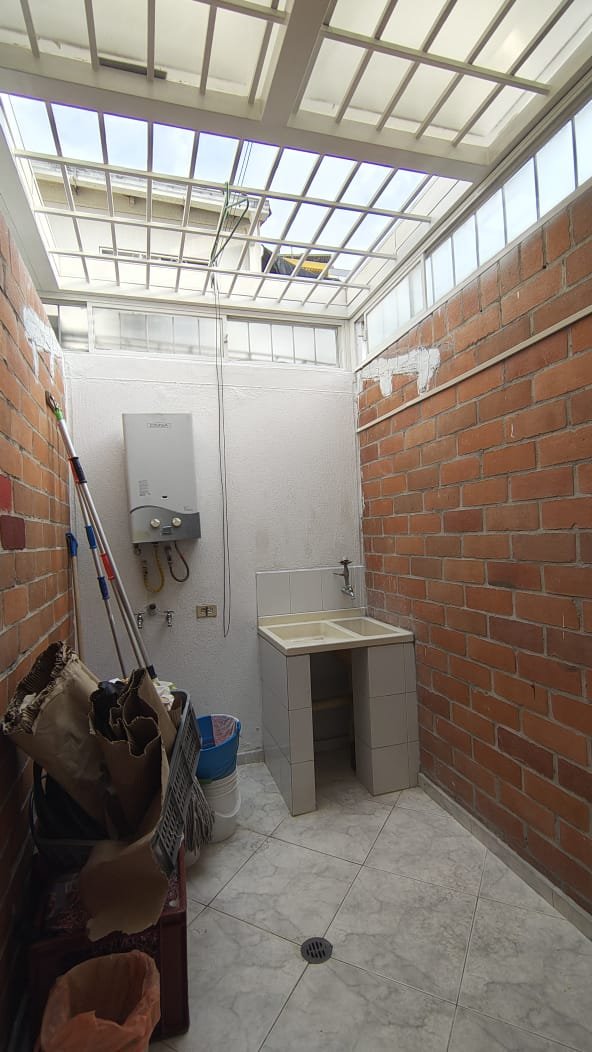 Casa en venta en el conjunto Jardín de Versalles, en Floridablanca