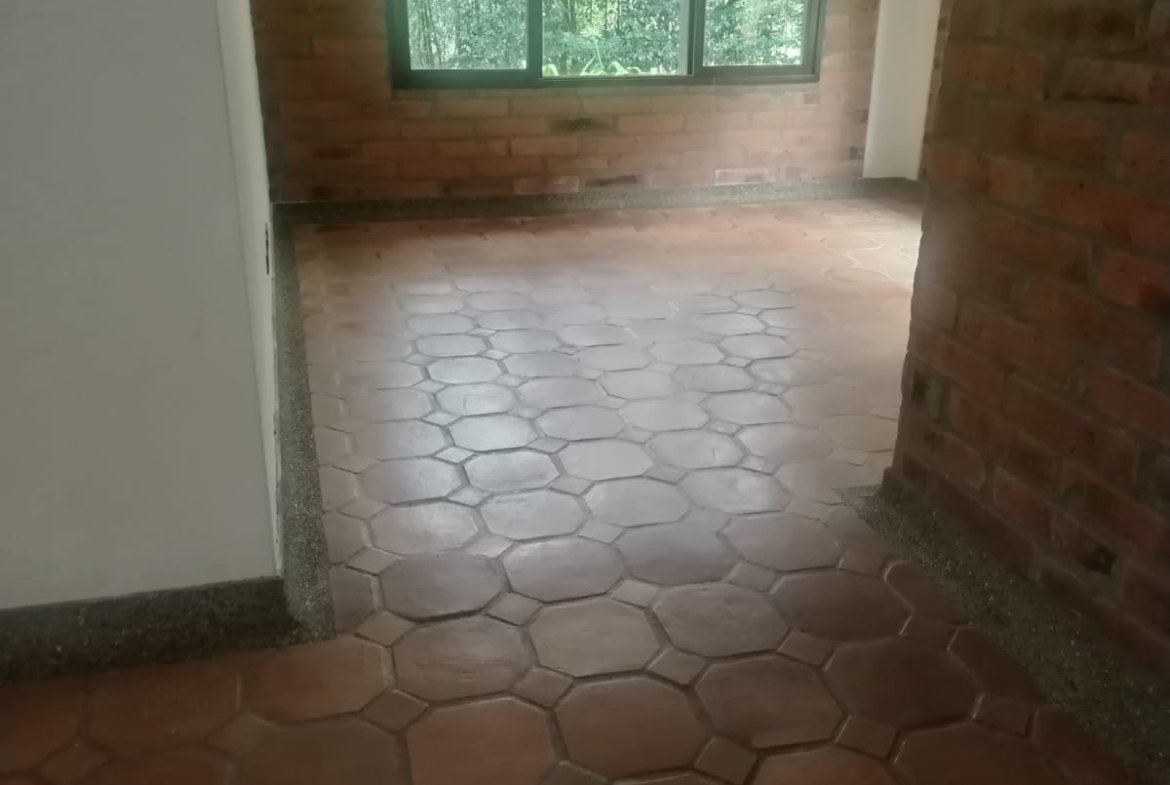 SE VENDE CASA FINCA EN UNIDAD CERRADA, LA ESTRELLA, VEREDA SAN ISIDRO