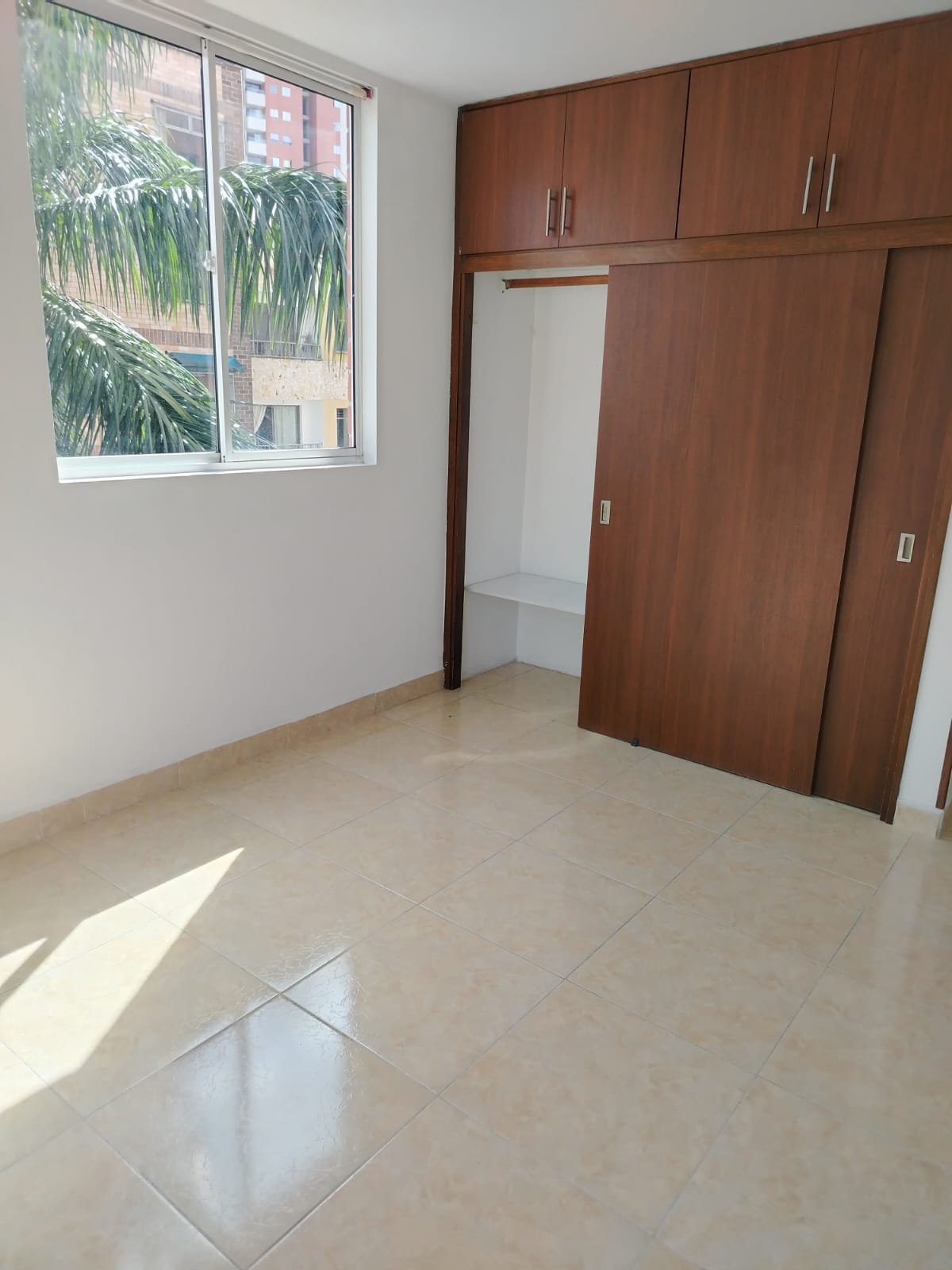 Apartamento en venta en Sabaneta, sector Alcázares