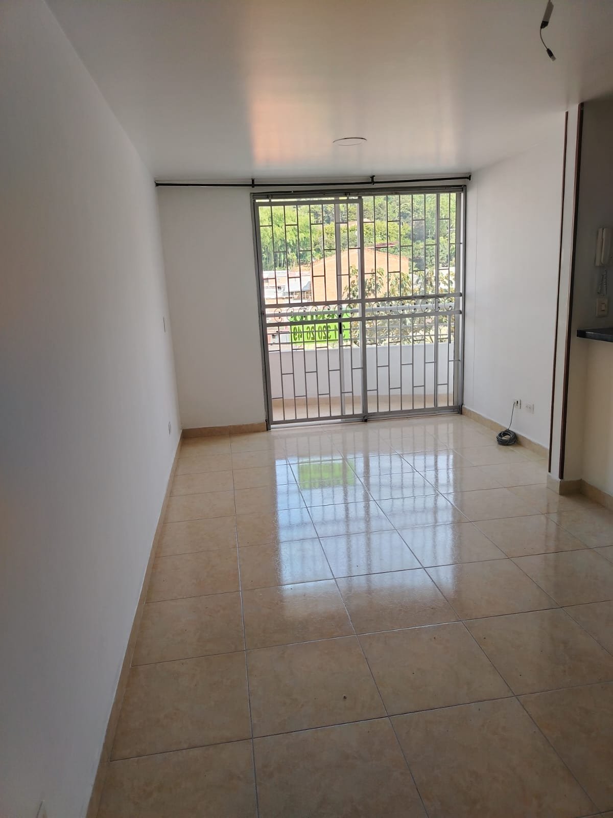 Apartamento en venta en Sabaneta, sector Alcázares