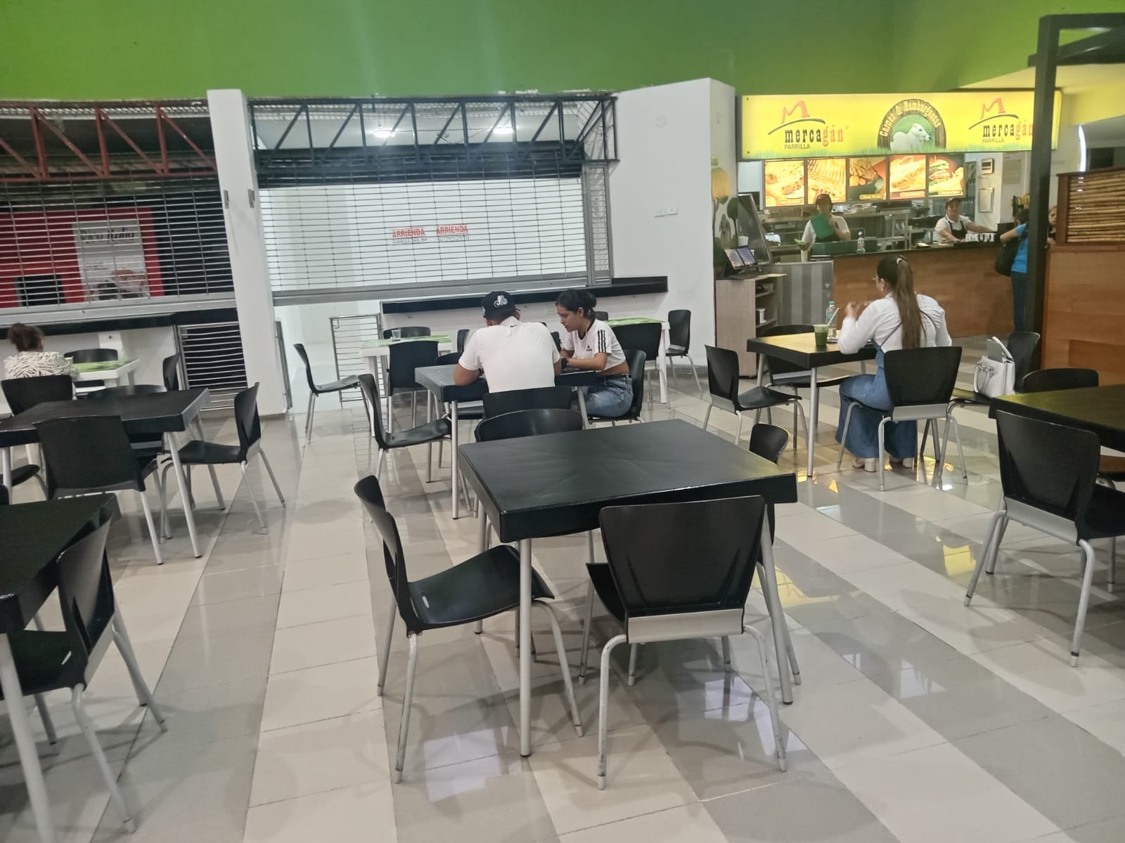 Local comercial en arriendo en Cabecera, Bucaramanga.
