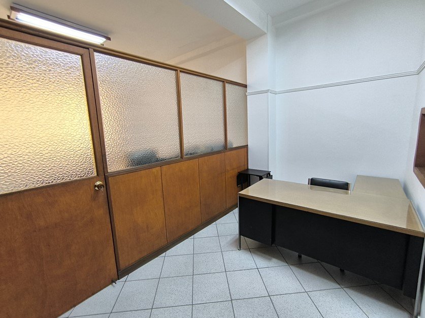 Alquiler Oficina 50 mts2 – Edificio Banco de Bogotá – Plaza de Caicedo