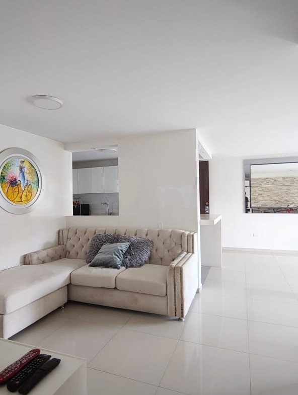 Apartamento remodelado en venta en el sector de Versalles, Floridablanca