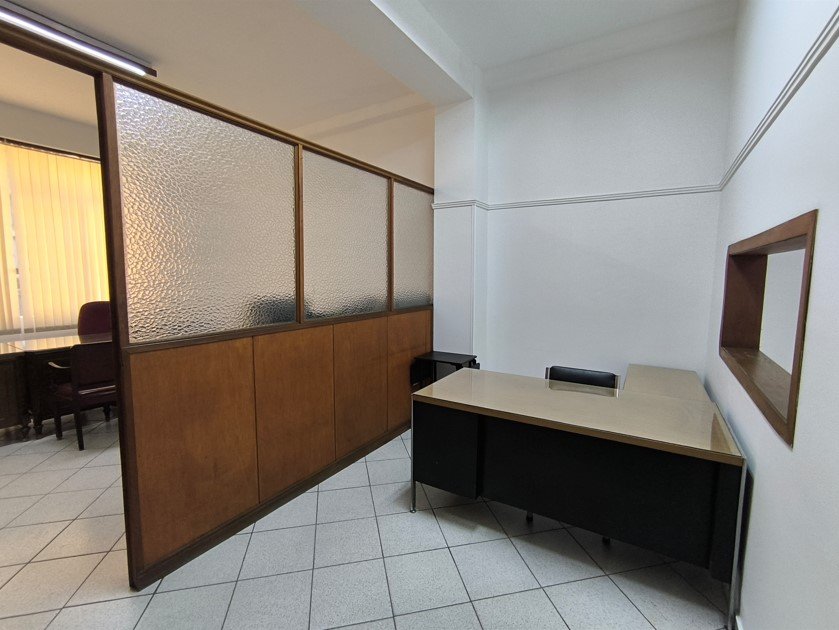 Alquiler Oficina 50 mts2 – Edificio Banco de Bogotá – Plaza de Caicedo