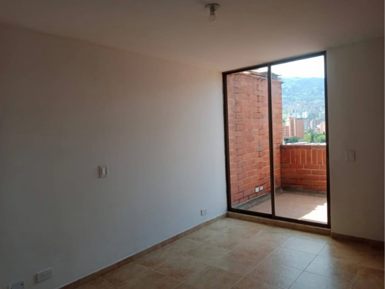 Apartamento en Arriendo en Laureles, Medellín