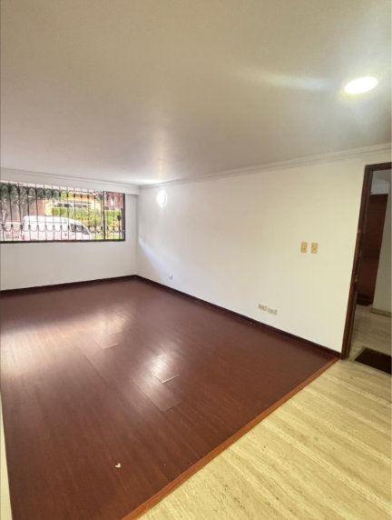 Apartamento en Arriendo en Santa Paula, Bogotá