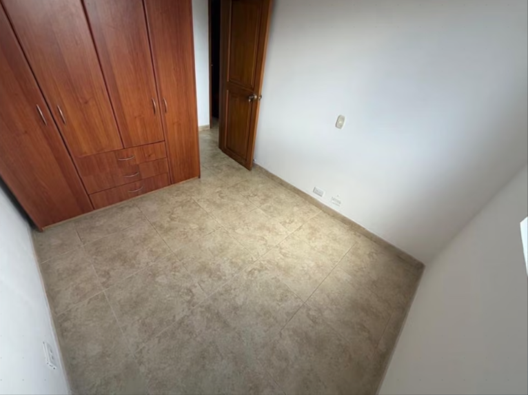 Apartamento en Arriendo en Los colores, Medellín