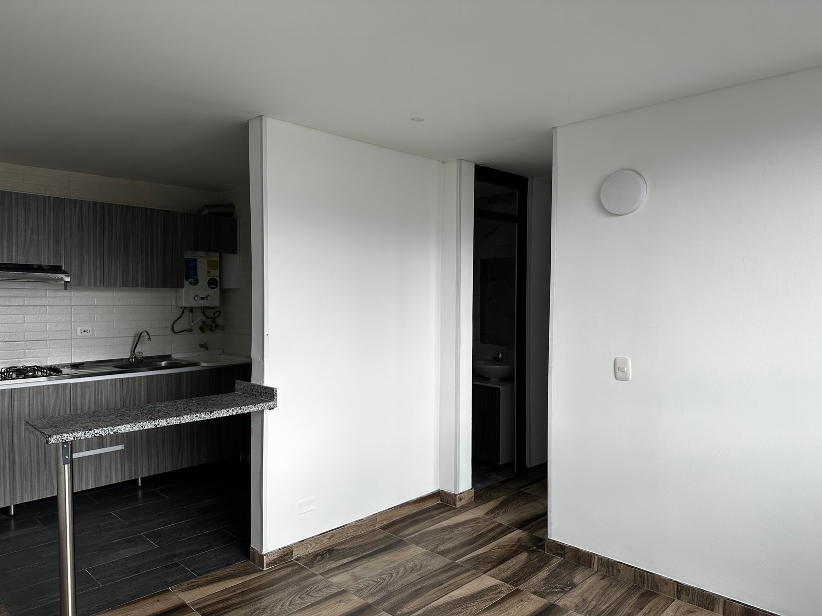 IMG_2642 APARTAMENTO EN ARRIENDO EN COMUNEROS