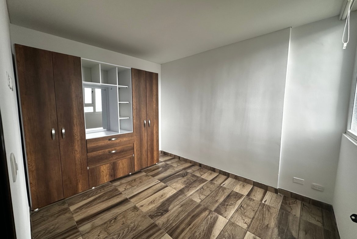 APARTAMENTO EN ARRIENDO EN COMUNEROS