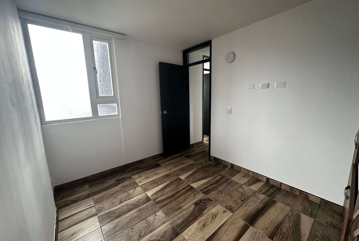 APARTAMENTO EN ARRIENDO EN COMUNEROS