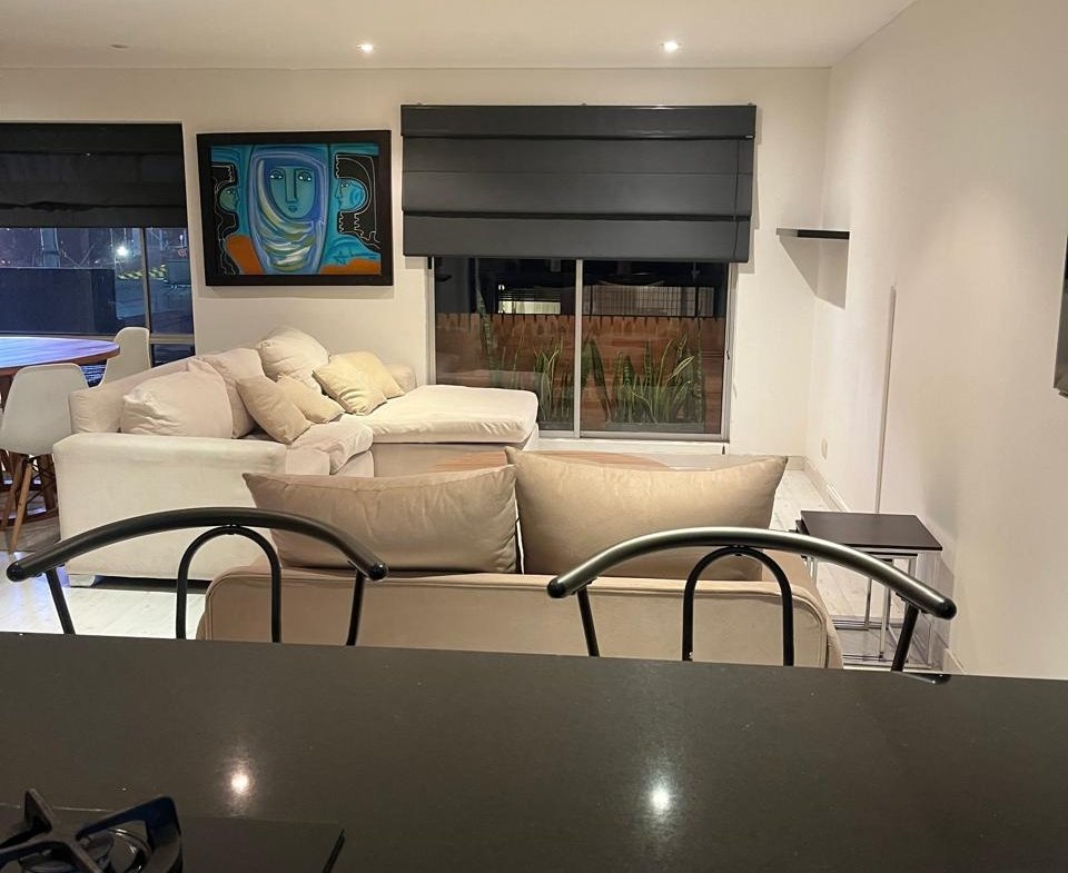vendo apartamento iluminado dos parqueaderos