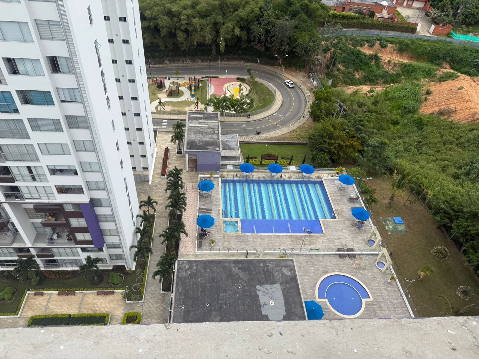 WhatsApp Image 2026-10-16 at 9.18.54 PM (1) Apartamento en venta, Condominio Abadías, Monte Casino, Floridablanca
