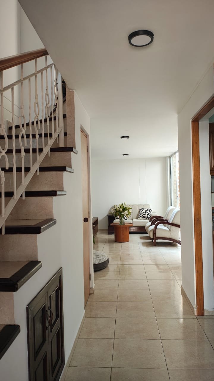 WhatsApp Image 2026-10-17 at 12.48.08 PM (2) Casa en venta en Versalles Campestre, Floridablanca