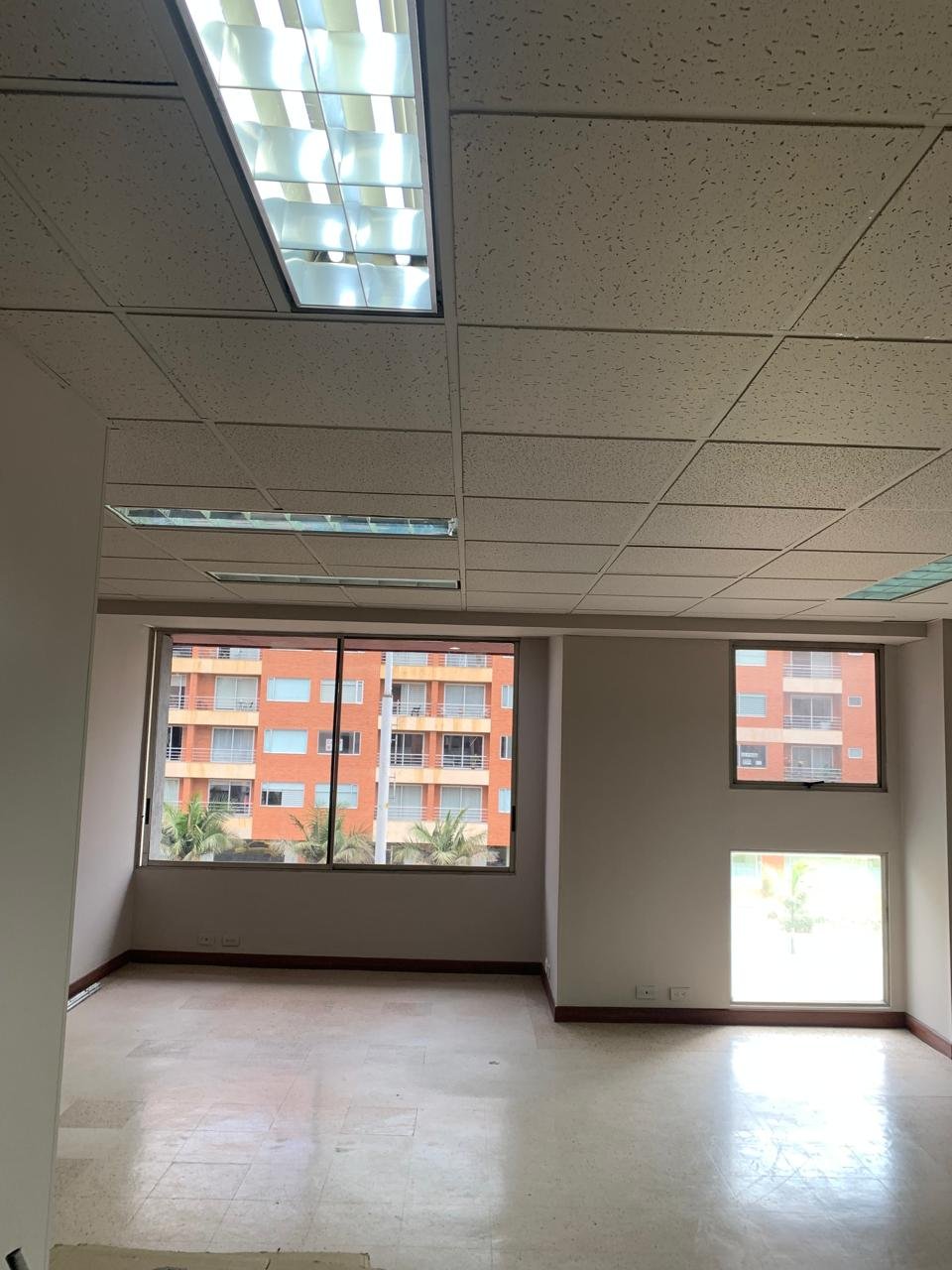Excelentes oficinas santa bárbara