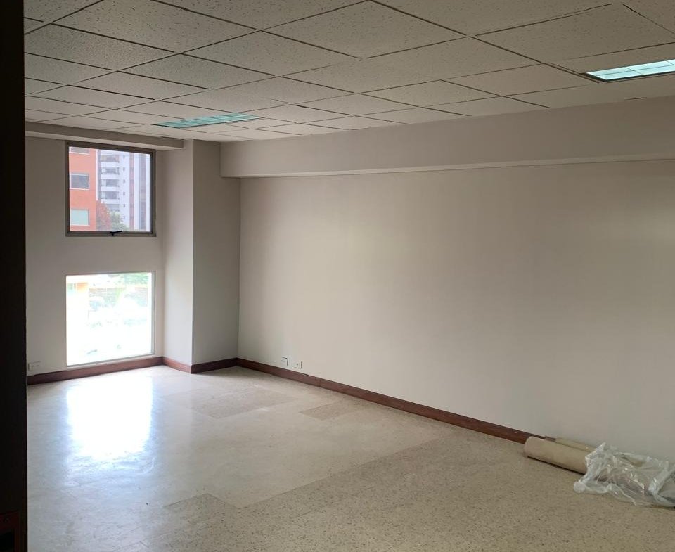 Excelentes oficinas santa bárbara