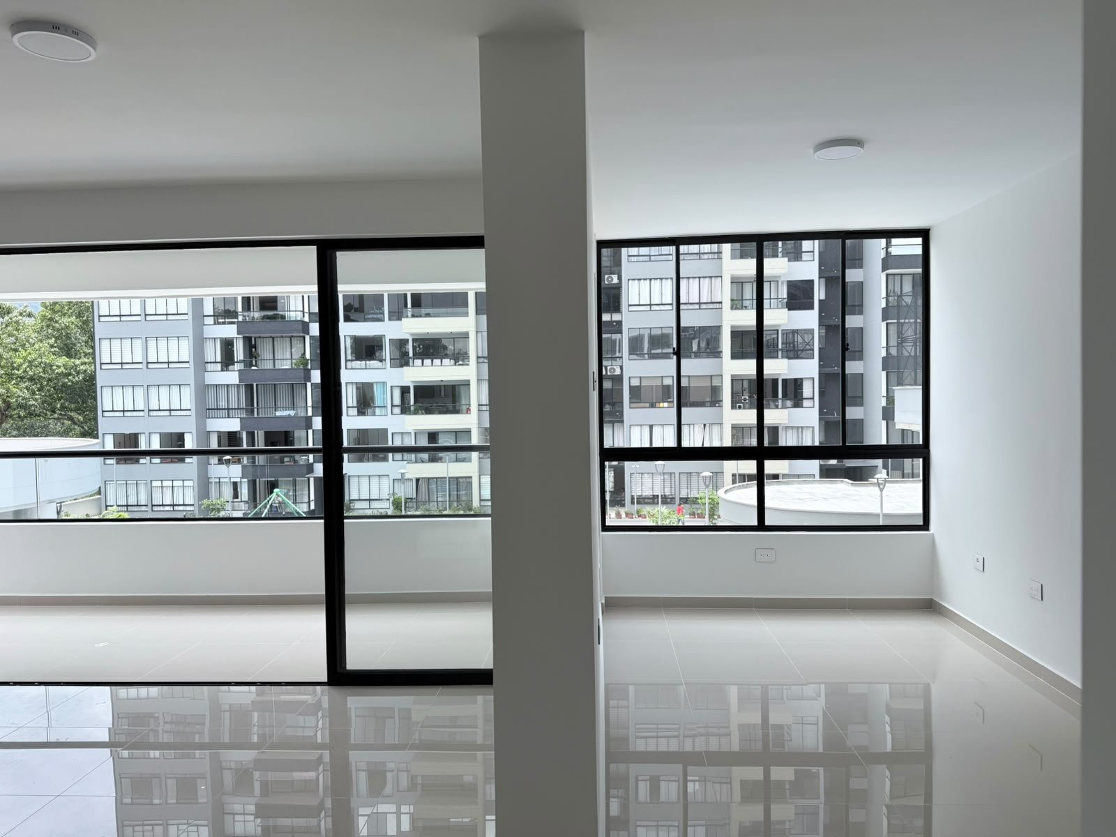 a10d4945-bcda-4a56-82bd-5d5fb4bca928 Valenzza Condominio, Floridablanca. Apartamento en venta