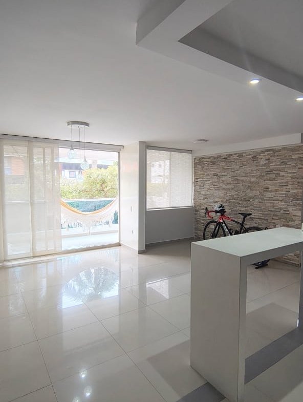 Apartamento remodelado en venta en el sector de Versalles, Floridablanca