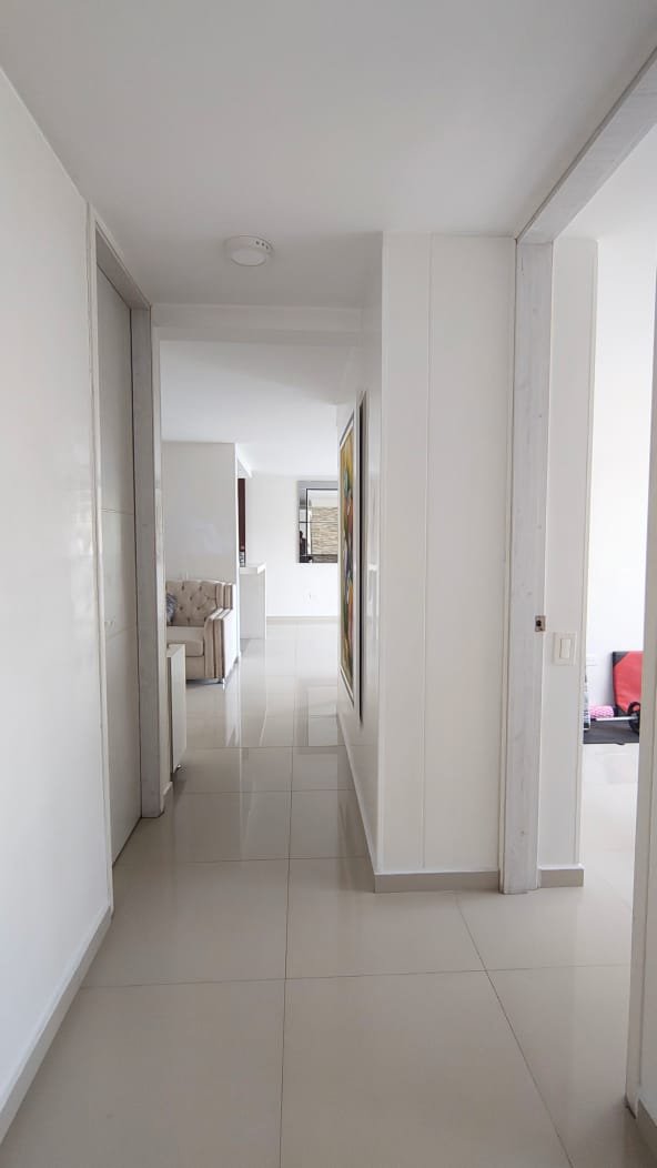 c6570abd-7a58-40bf-a633-e99b7224ef75 Apartamento remodelado en venta en el sector de Versalles, Floridablanca