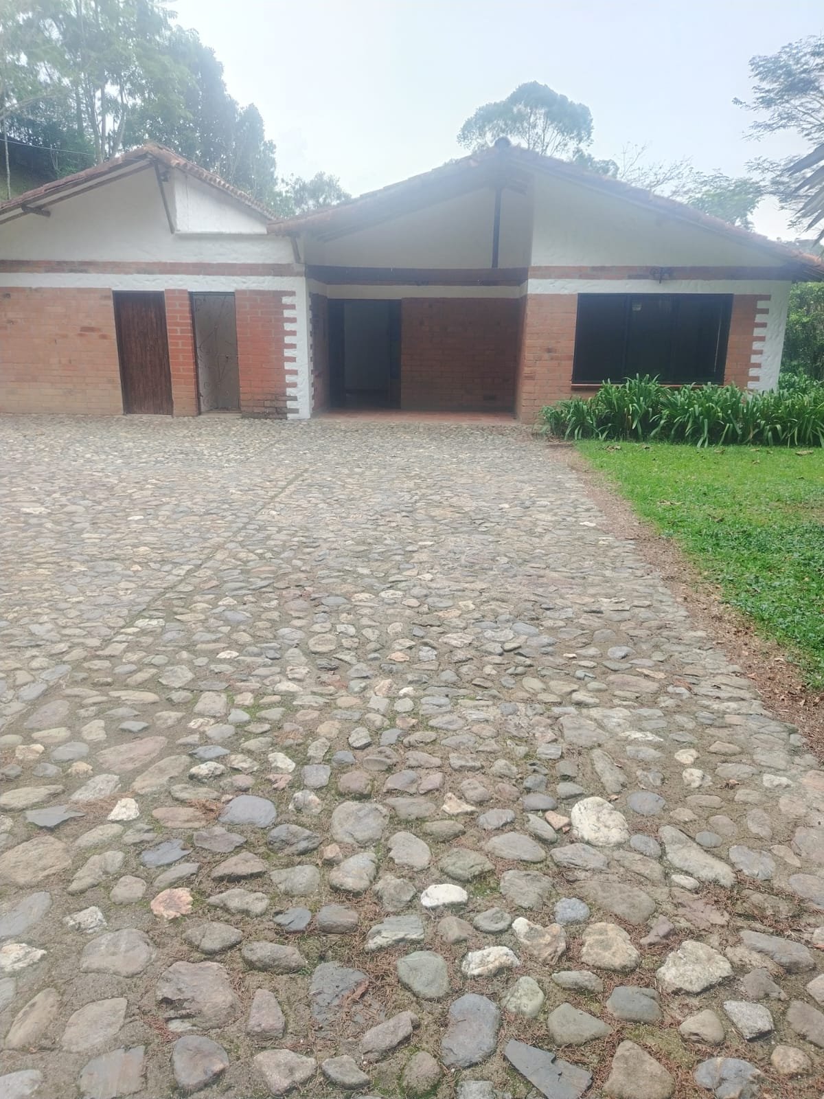 SE VENDE CASA FINCA EN UNIDAD CERRADA, LA ESTRELLA, VEREDA SAN ISIDRO
