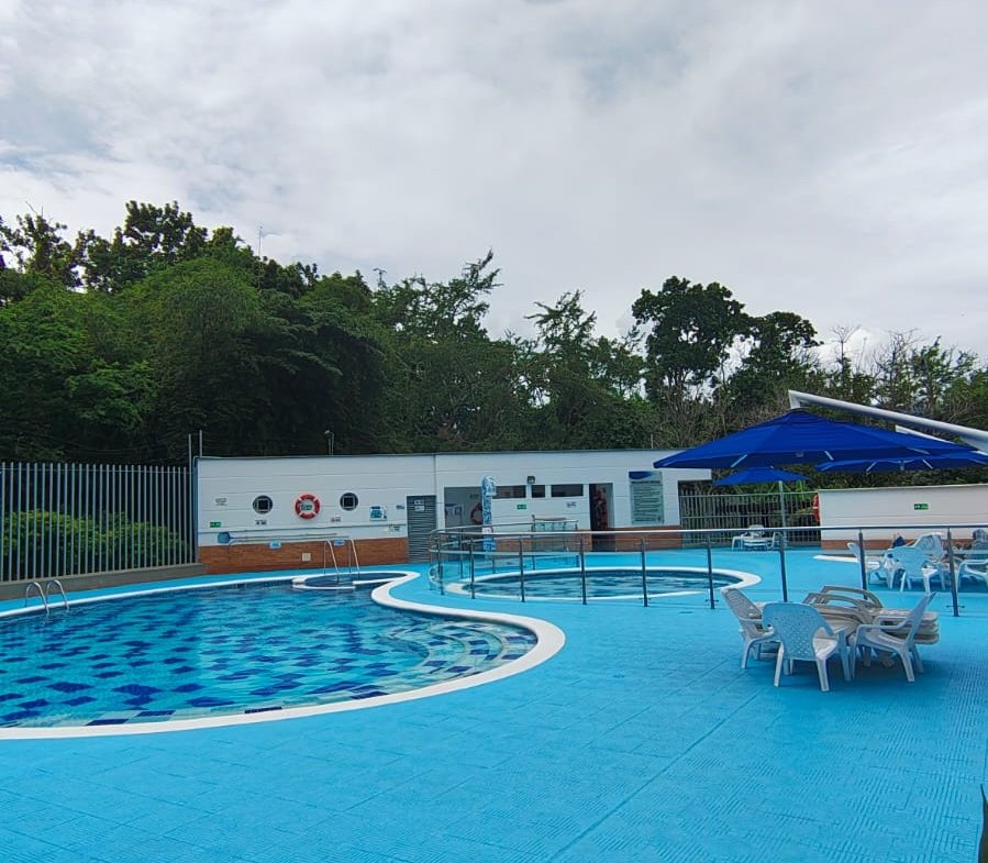 Apartamento en venta en Cañaveral, conjunto Torres del Club, Floridablanca, Santander