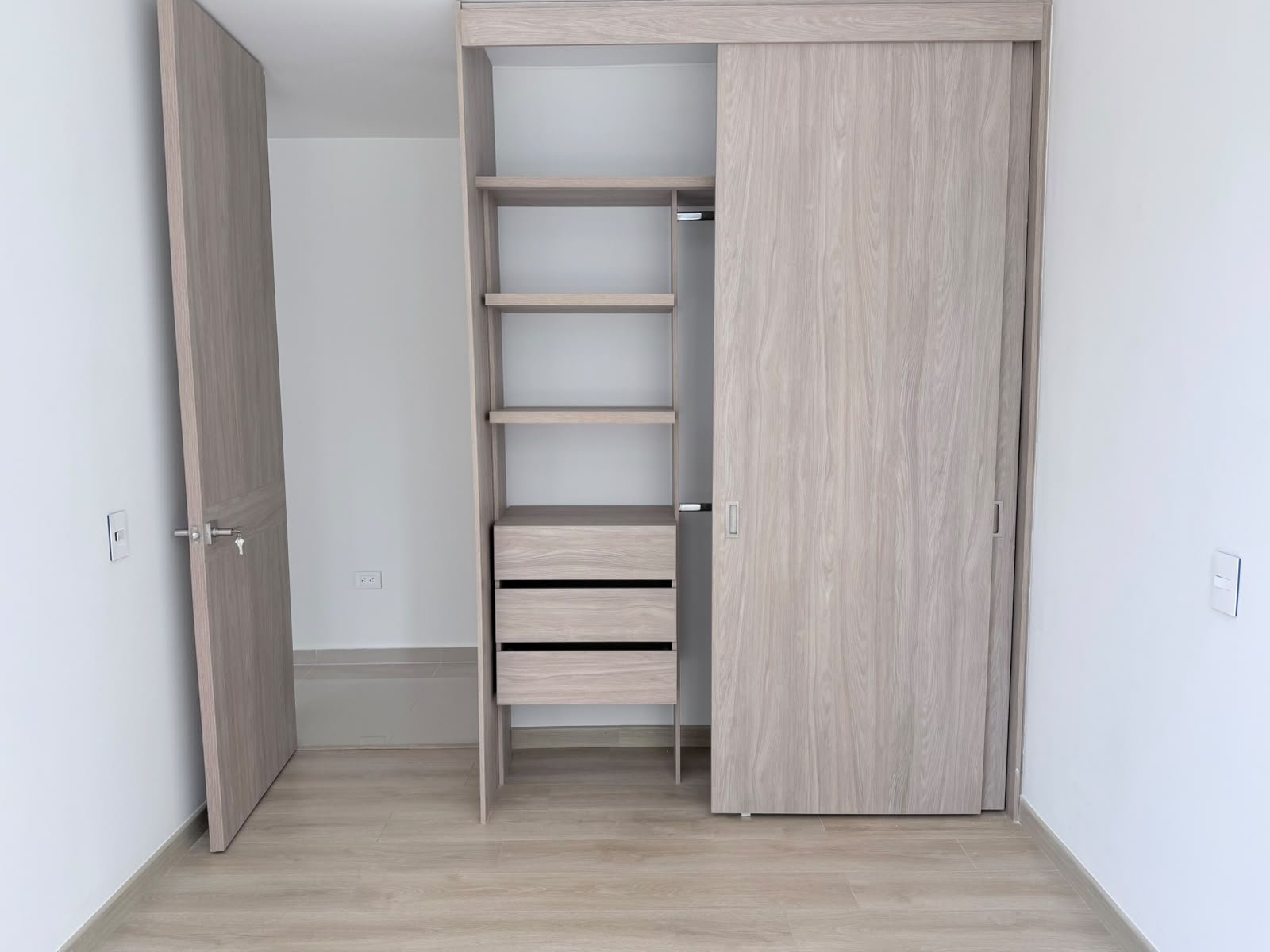 d9c20a2a-e5bc-4e6d-b874-61182adbc9d0 Valenzza Condominio, Floridablanca. Apartamento en venta