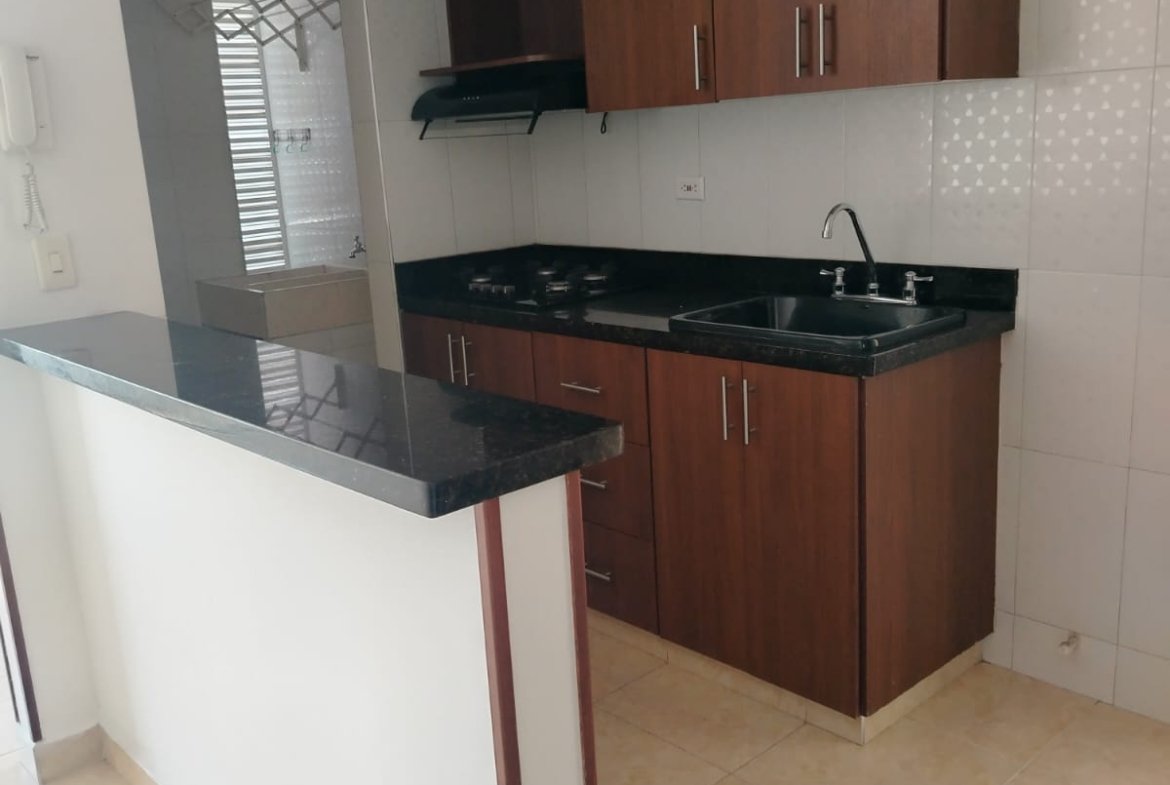 Apartamento en venta en Sabaneta, sector Alcázares