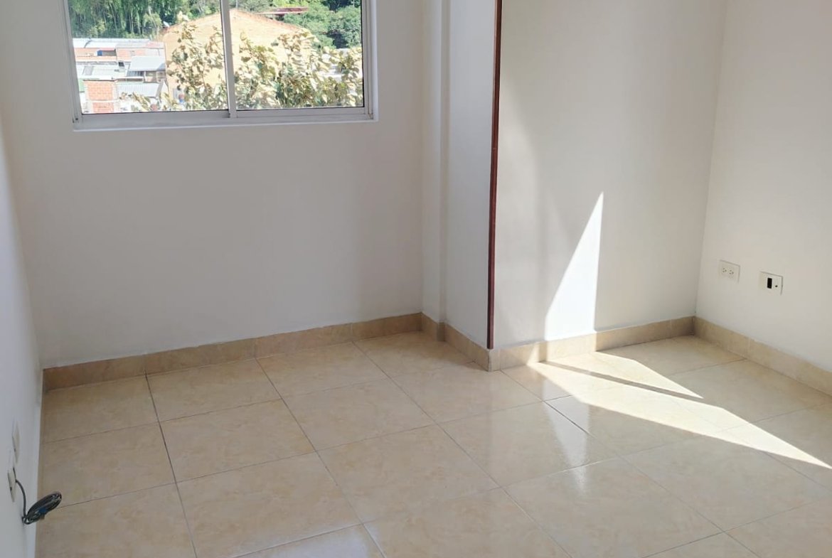 Apartamento en venta en Sabaneta, sector Alcázares
