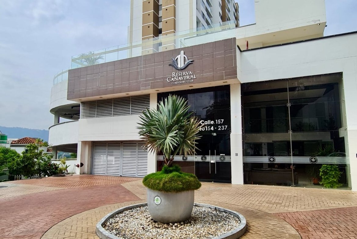Apartamento en venta ubicado en el sector de Cañaveral, cerca de Fosunab, en Floridablanca, Santander.