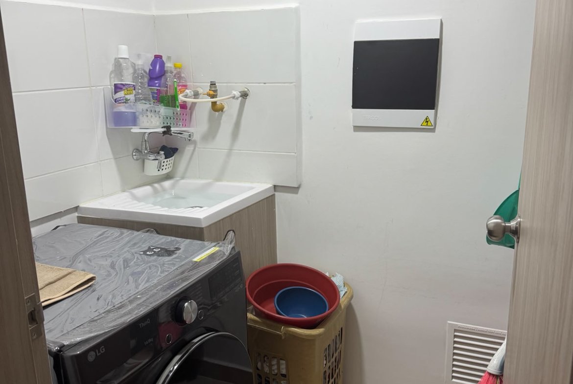 EN VENTA APARTAMENTO EN COAVICONSA 2 HABITACIONES