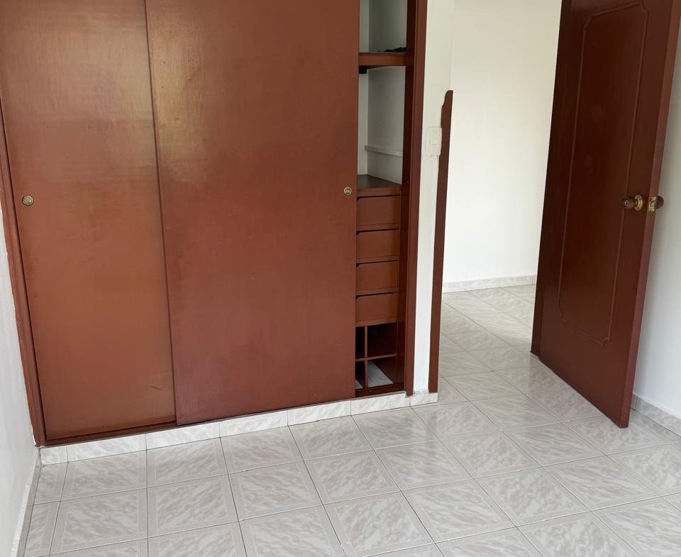 VENDO ESPECTACULAR APARTAMENTO USADO DE CONTADO BOLARQUI