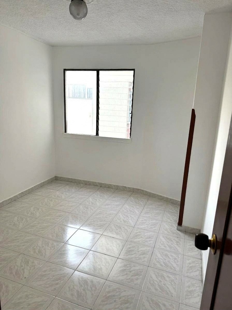 VENDO ESPECTACULAR APARTAMENTO USADO DE CONTADO BOLARQUI