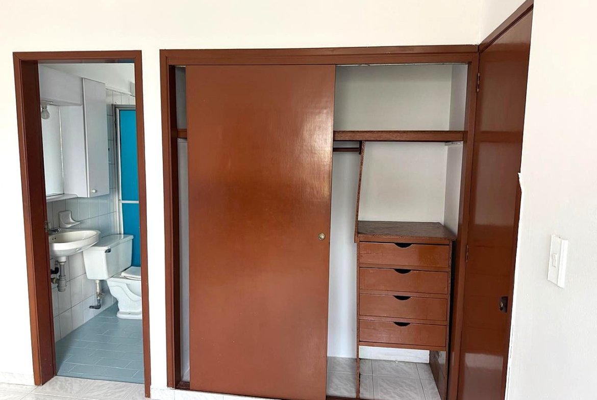 VENDO ESPECTACULAR APARTAMENTO USADO DE CONTADO BOLARQUI