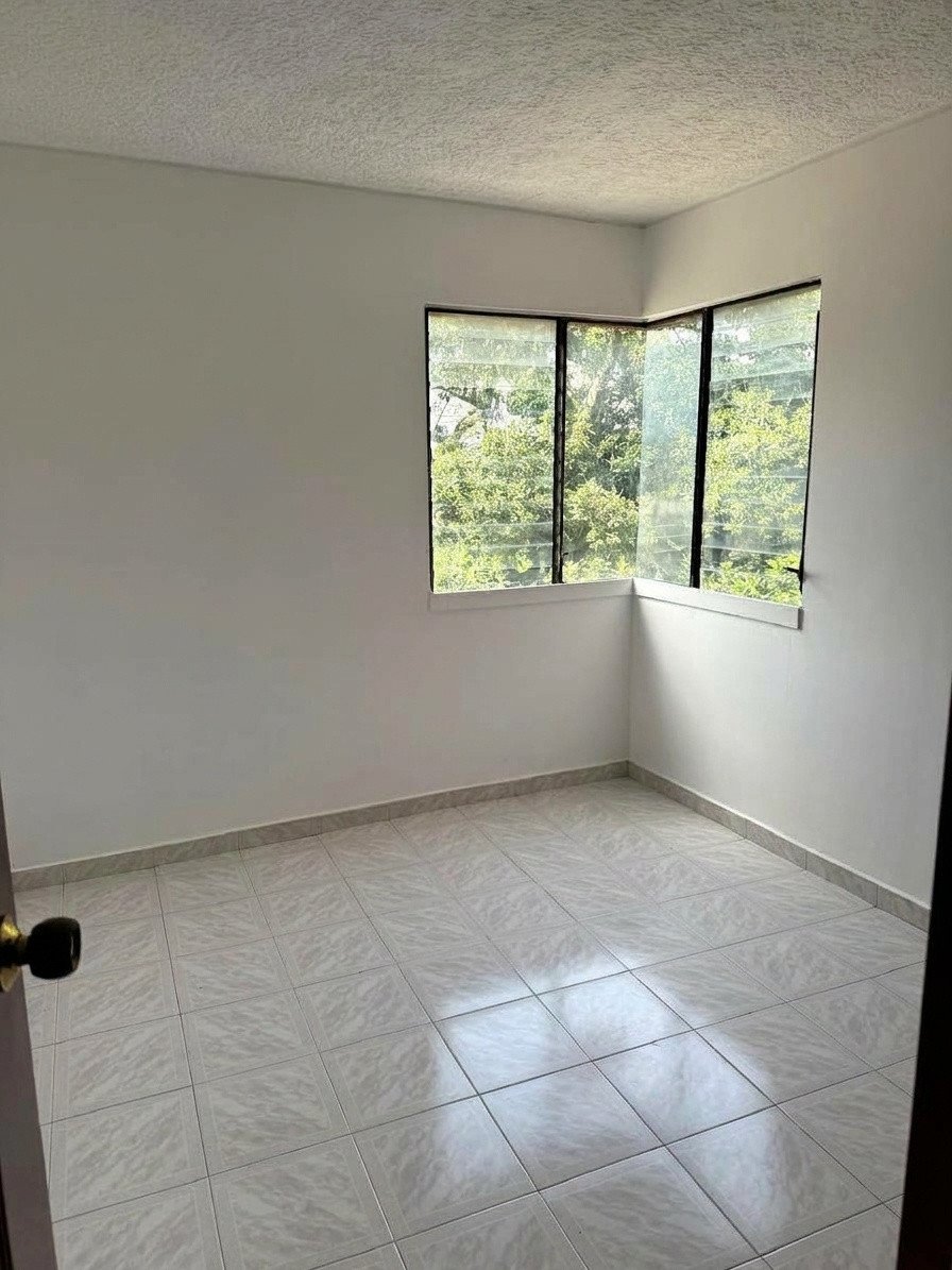 VENDO ESPECTACULAR APARTAMENTO USADO DE CONTADO BOLARQUI